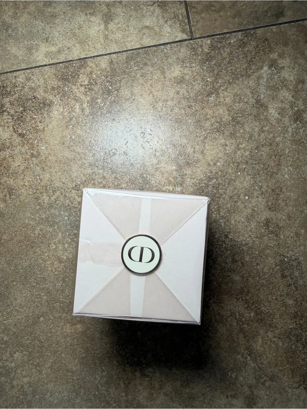 Miss Dior Scented Candle